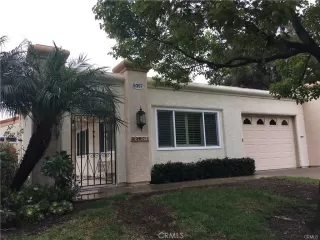 Photo #5: NP23030030 Listing