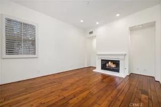 Photo #2: NP23032678 Listing 