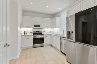 Photo #6: NP23032846 Listing 