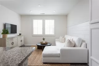 Photo #3: NP23033273 Listing