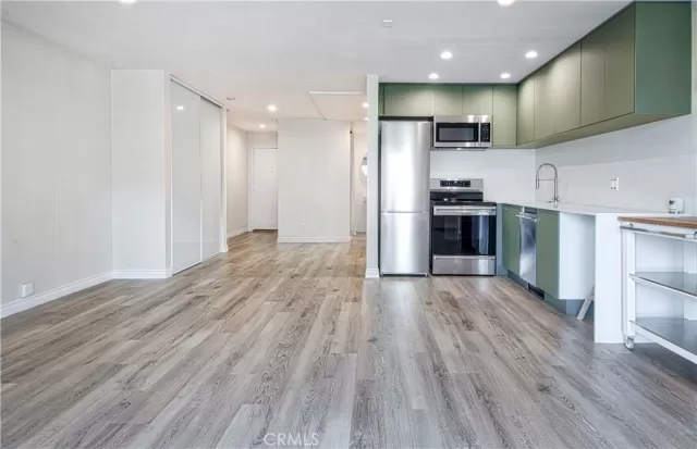 MLS: NP23037966 Condo For Sale