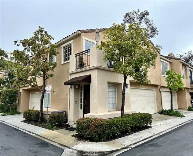 MLS: NP23042802 Condo For Sale