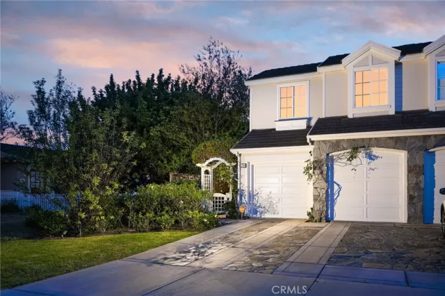 MLS: NP23045576 Condo For Sale