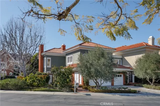 MLS: NP23046613 Condo For Sale