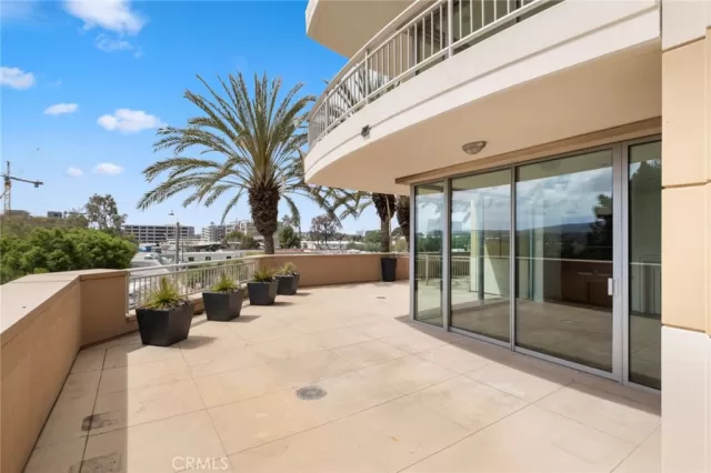 MLS: NP23049514 Condo For Sale