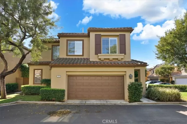 MLS: NP23055866 Condo For Sale