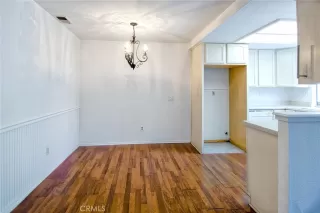 Photo #5: NP23056353 Listing 