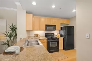 Photo #5: NP23064033 Listing 