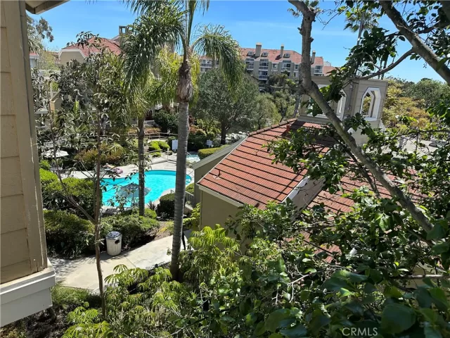 MLS: NP23064182 Condo For Sale