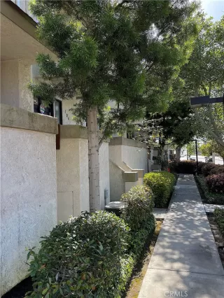 Photo #2: NP23066323 Listing 