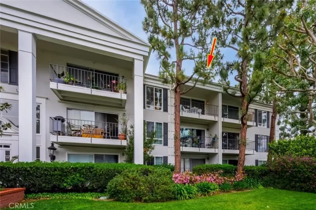 MLS: NP23069248 Condo For Sale