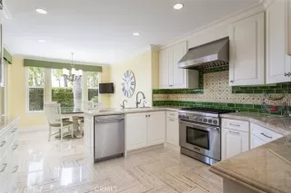 Photo #2: NP23074490 Listing 