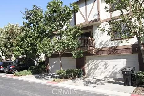 MLS: NP23075112 Condo For Sale