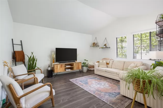 MLS: NP23083121 Condo For Sale