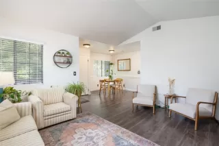 Photo #5: NP23083121 Listing 