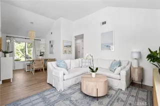 Photo #1: NP23083923 Listing 