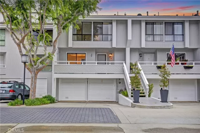 MLS: NP23084531 Condo For Sale