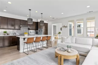 Photo #3: NP23094314 Listing