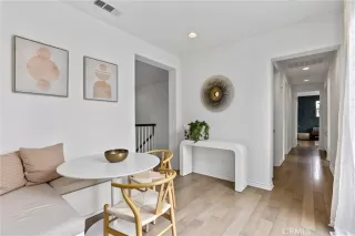 Photo #5: NP23094314 Listing