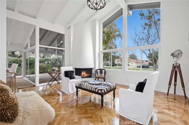 MLS: NP23095007 Condo For Sale