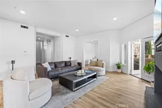 Photo #3: NP23098918 Listing