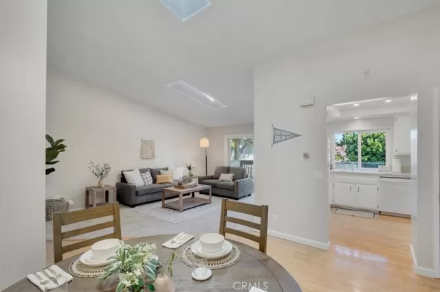 MLS: NP23104273 Condo For Sale