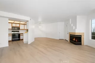 Photo #2: NP23108727 Listing