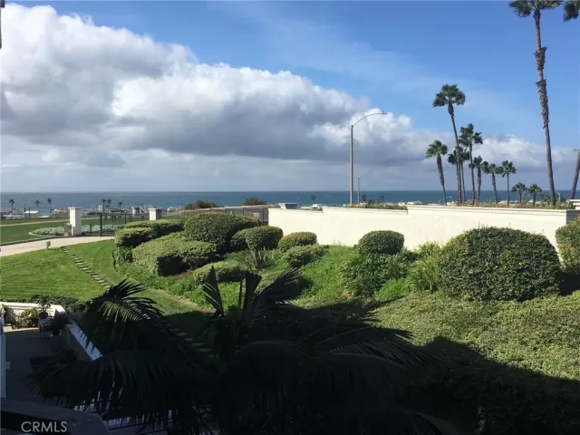 MLS: NP23116114 Condo For Sale