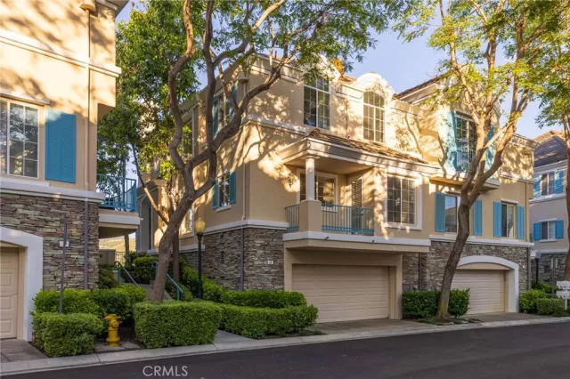 MLS: NP23124414 Condo For Sale