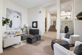 Photo #4: NP23124414 Listing