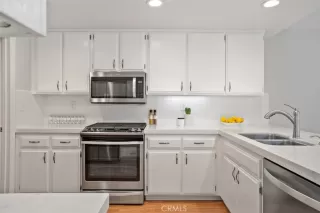 Photo #2: NP23127199 Listing 