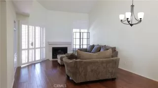 Photo #5: NP23127303 Listing