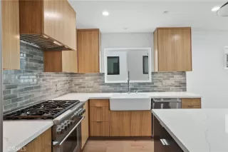 Photo #5: NP23136294 Listing 