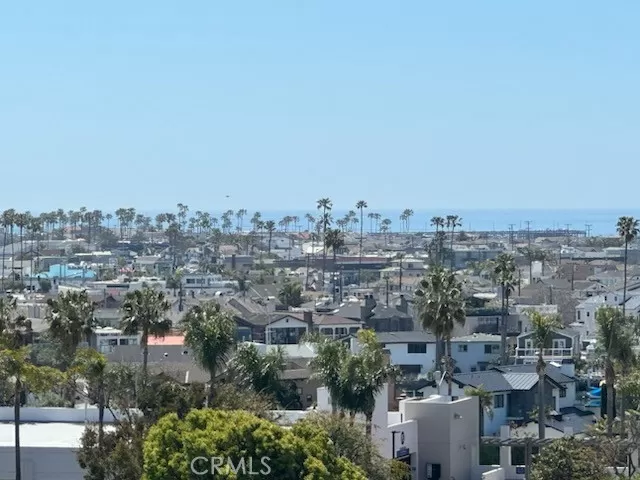 MLS: NP23143764 Condo For Sale