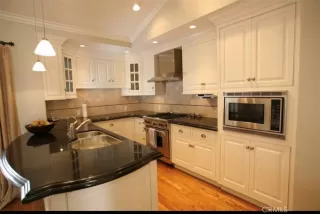 Photo #5: NP23147804 Listing 