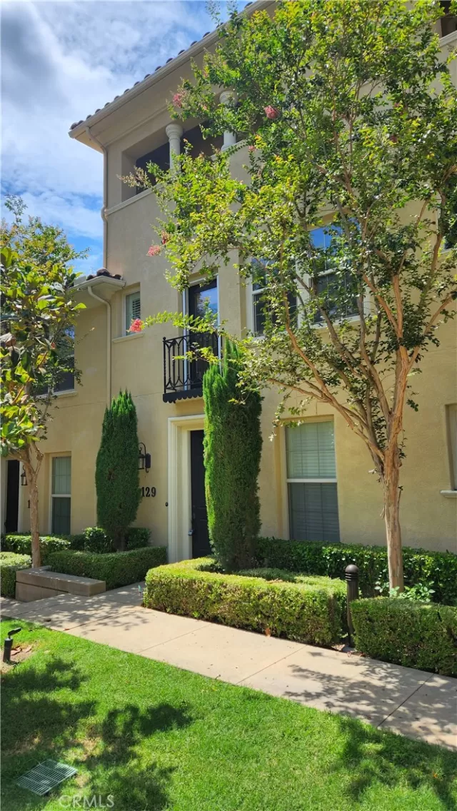 MLS: NP23153141 Condo For Sale