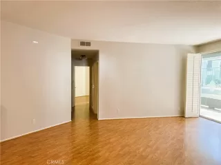 Photo #4: NP23165296 Listing 