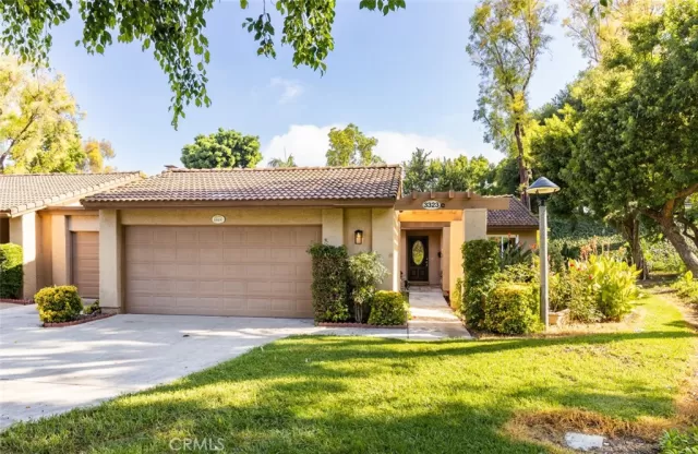 MLS: NP23166811 Condo For Sale