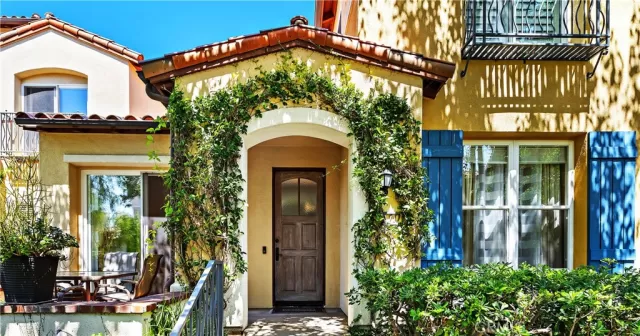 MLS: NP23167591 Condo For Sale