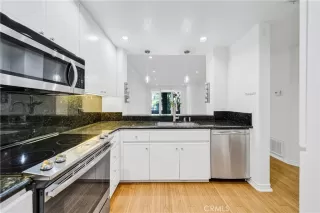 Photo #5: NP23185278 Listing