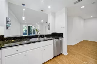 Photo #6: NP23185278 Listing