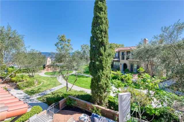 MLS: NP23187120 Condo For Sale