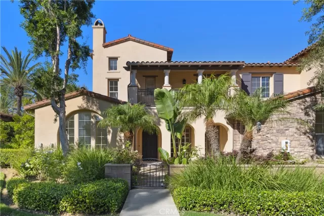 MLS: NP23188385 Condo For Sale