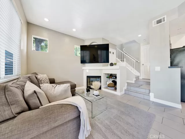 MLS: NP23195669 Condo For Sale