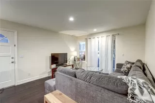 Photo #3: NP23208865 Listing 