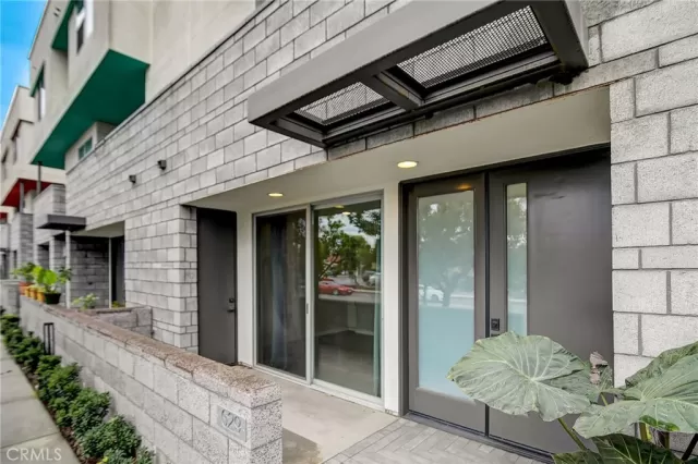 MLS: NP23210736 Condo For Sale