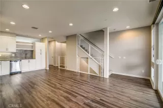 Photo #5: NP23210736 Listing 