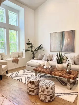 Photo #3: NP23220546 Listing 