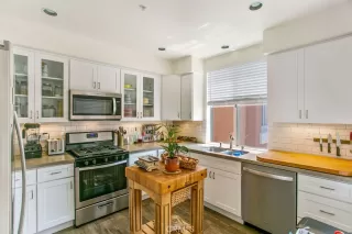 Photo #4: NP23221477 Listing 