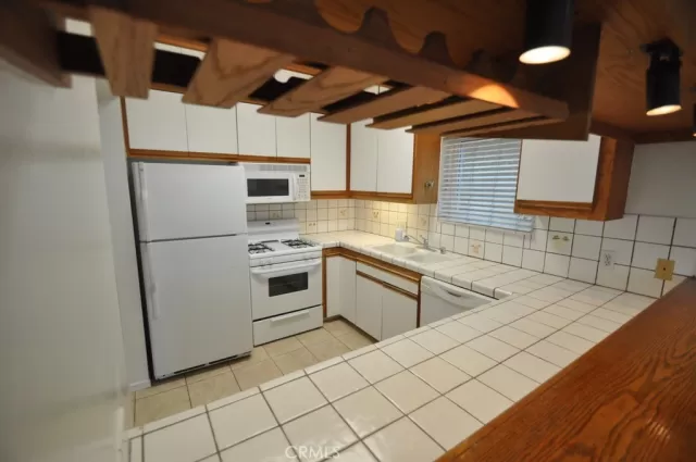 MLS: NP23225696 Condo For Sale